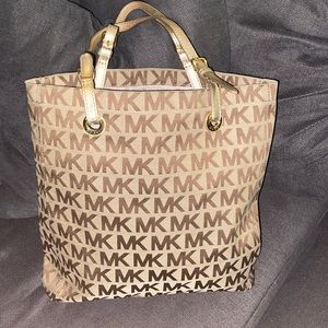 Michael Kors Tote